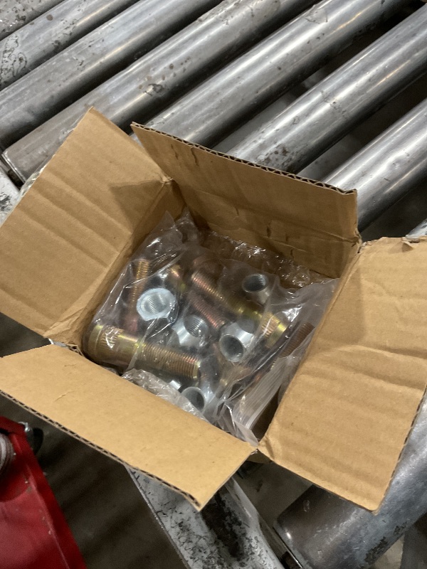 Photo 1 of YANGYANGGG Trailer Wheel Stud Kit