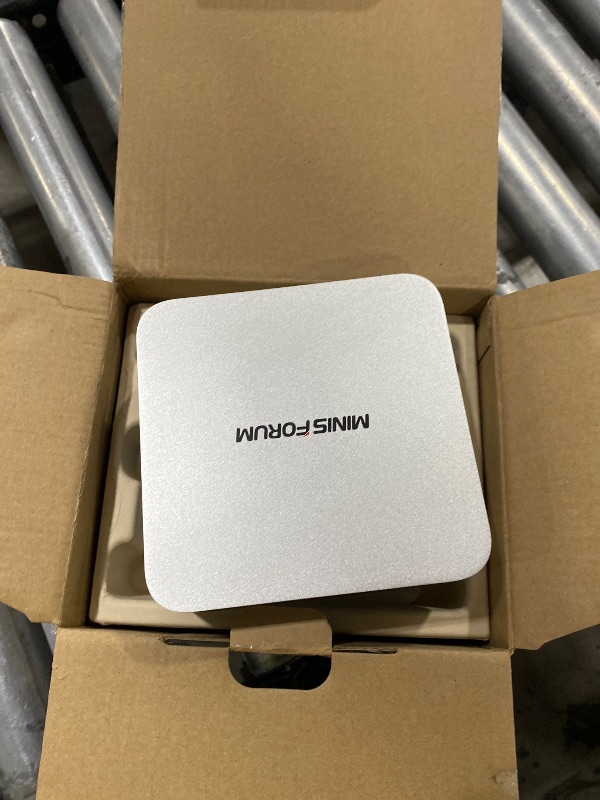 Photo 1 of MINISFORUM X1-255 Mini PC AMD Ryzen 7 255