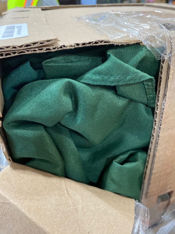 Photo 1 of BRILLMAX 6 Pack Hunter Green Round Tablecloths (120 Inch)