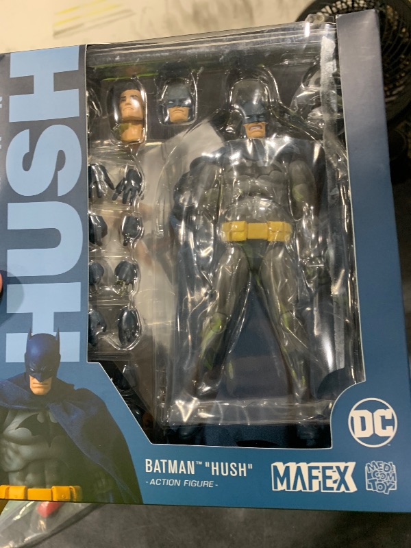Photo 1 of DC Comics Batman Hush Mafex Action Figure