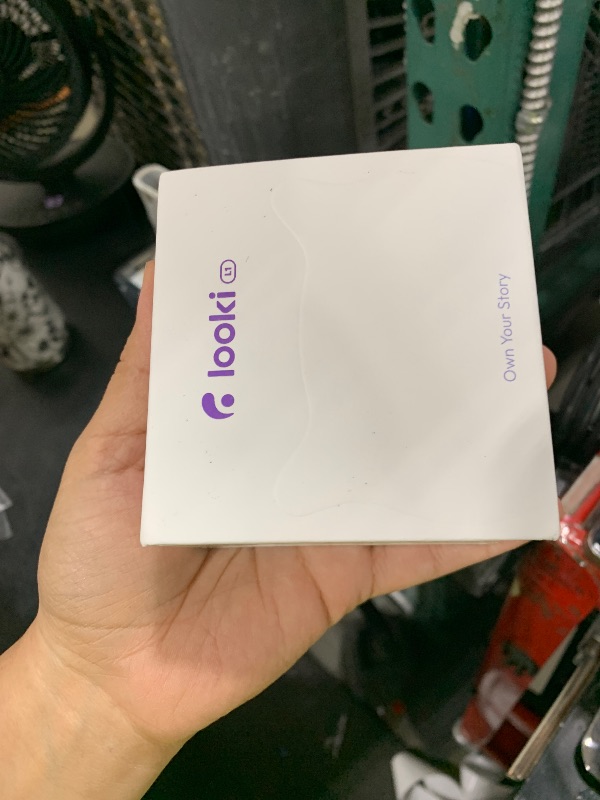 Photo 1 of Looki L1 AI Wearable Lifelogging Device (Black)