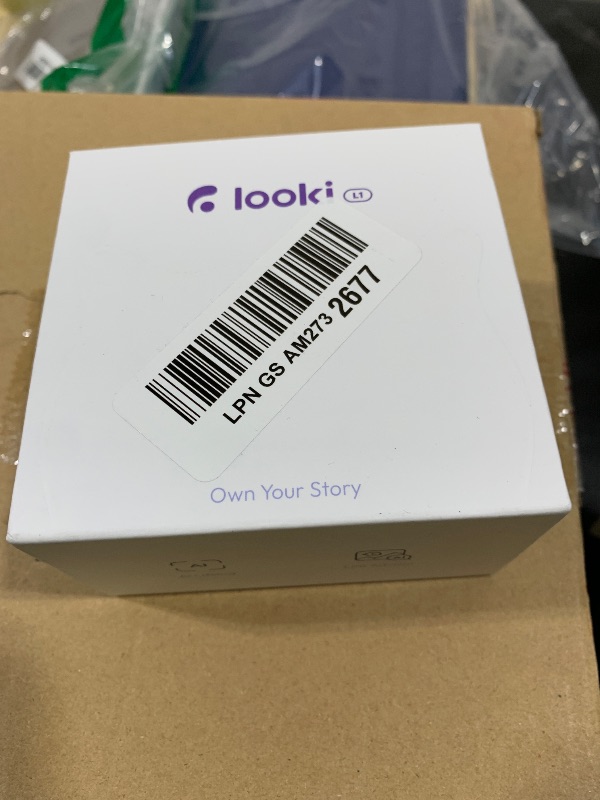 Photo 1 of Looki L1 AI Wearable Lifelogging Device, White