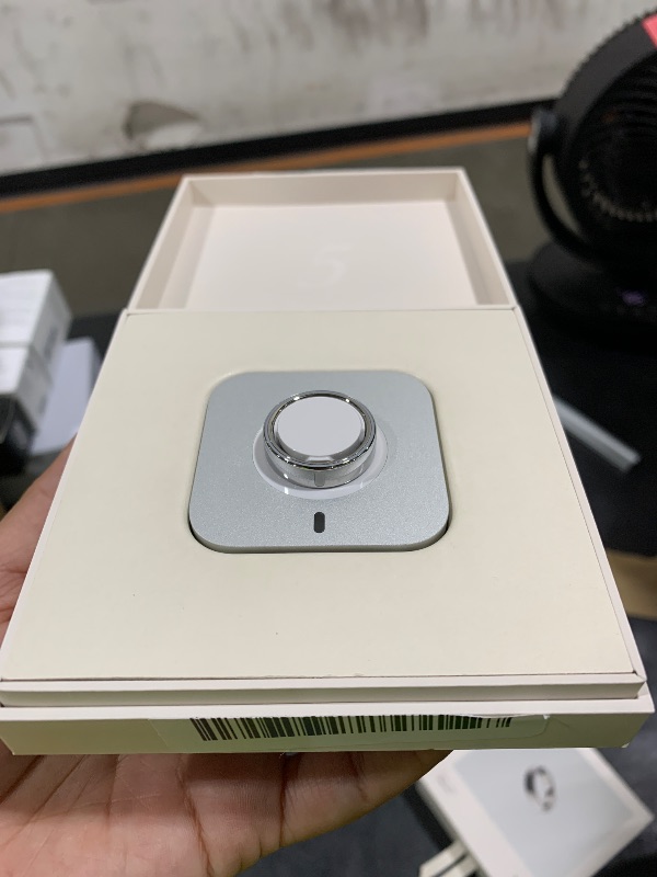 Photo 1 of Oura Ring 5 - Silver - Size 9 - Smart Ring Health Tracker - Sleep, Activity, Women's Health, AI Advisor, 1 Week Battery Life, Oura App, Android & iOS Compatible