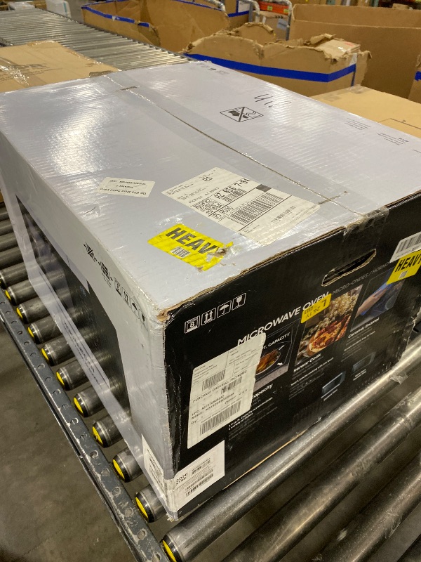 Photo 1 of SAMSUNG 1.9 cu. ft. Countertop Microwave