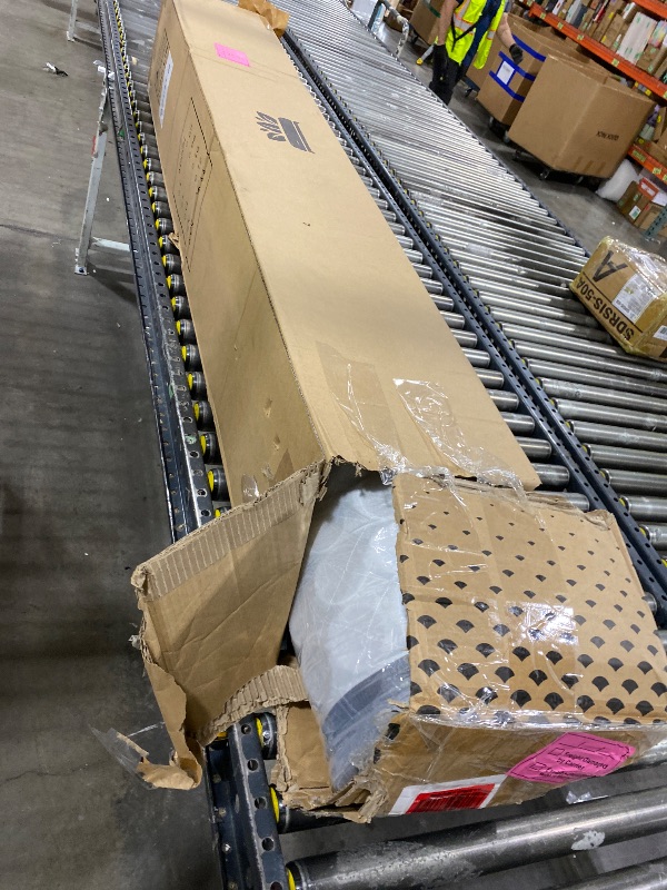 Photo 1 of Vipcute King Size Hybrid Mattress, 14 Inch