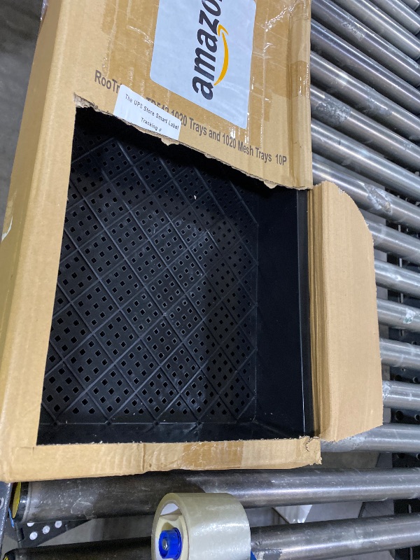 Photo 1 of RooTrimmer 10-Pack 1020 Mesh Bottom Propagation Trays