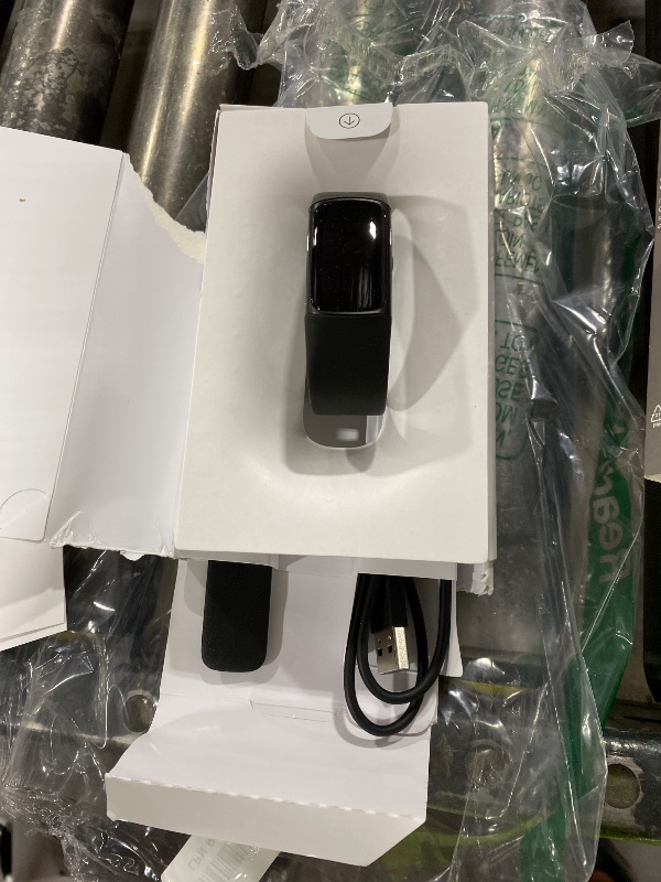 Photo 1 of Fitbit Charge 6 Activity Tracker