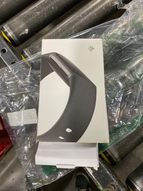 Photo 1 of Fitbit Charge 6 Activity Tracker