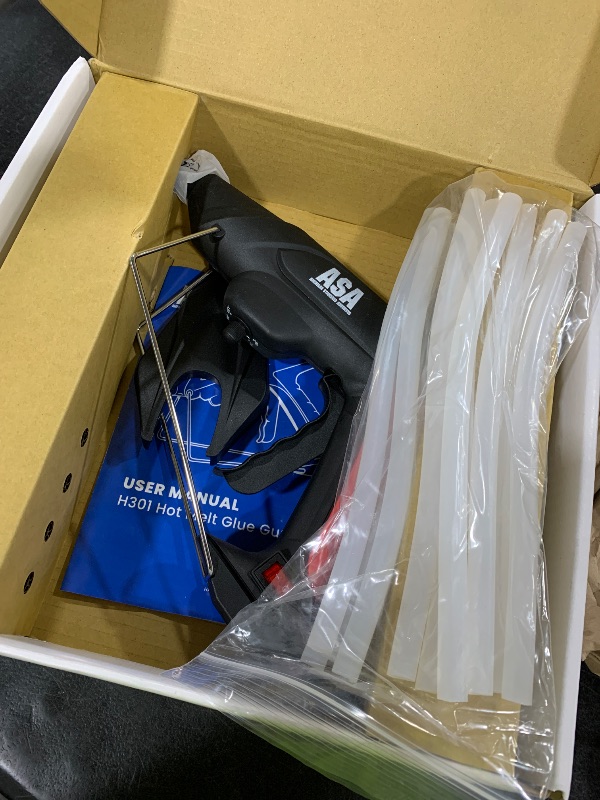 Photo 1 of IDL Packaging GG-300 Hot Glue Gun Kit
