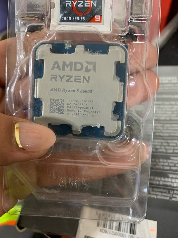 View 4 of Intel Core Ultra 5 250KF Plus Processor