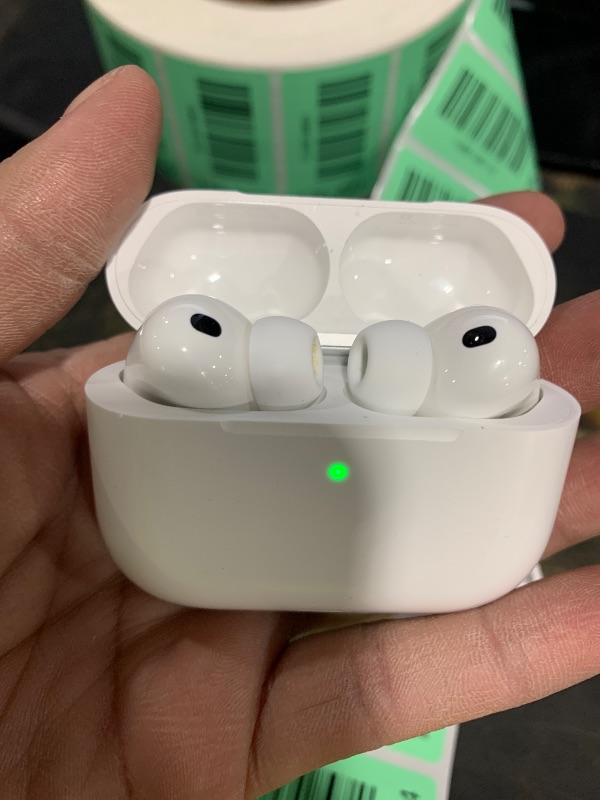 Photo 1 of Apple AirPods Pro 3 Wireless Earbuds
