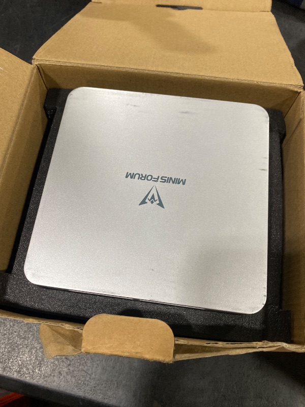 Photo 1 of MINISFORUM UN1250 Mini PC Intel Core i5-1250P 16GB RAM 500GB SSD
