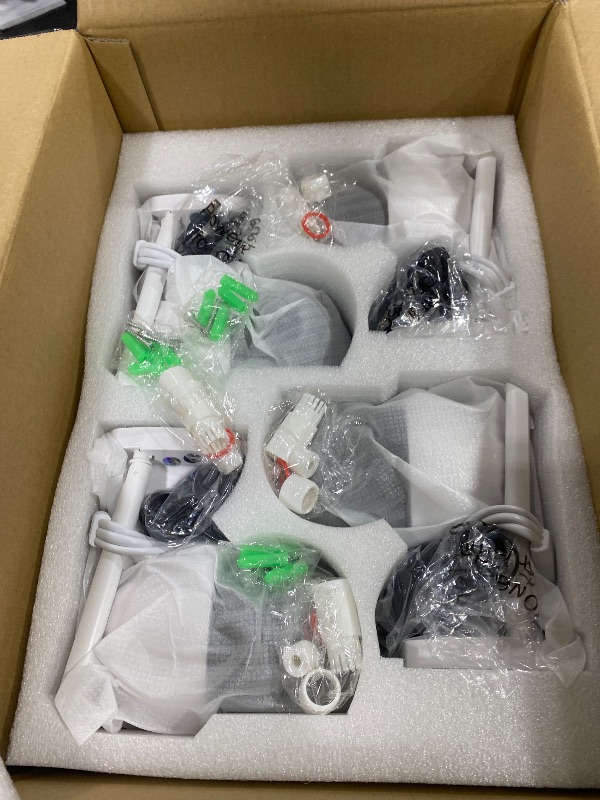 Photo 1 of Hiseeu 4K Security Camera 4-Cam Kit