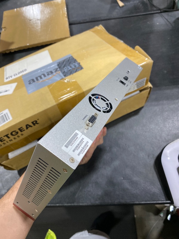 Photo 1 of NETGEAR 24-Port PoE Gigabit Unmanaged Network Switch