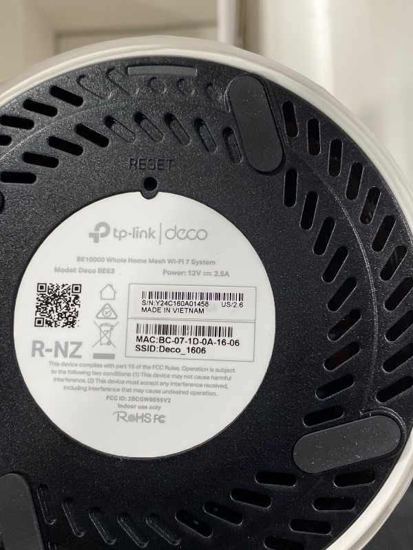 Photo 1 of Deco 7 Pro Tri-Band WiFi 7 BE10000 Whole Home Mesh System 6-Stream 10 Gbps