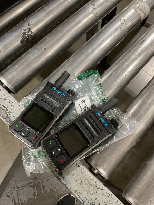Photo 1 of OMIZN T6 4G LTE Two-Way Radios (2 Pack)