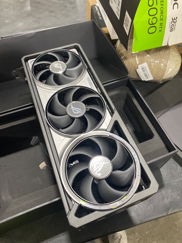 Photo 1 of ASUS ROG Astral GeForce RTX 5090 32GB GDDR7 OC Graphics Card
