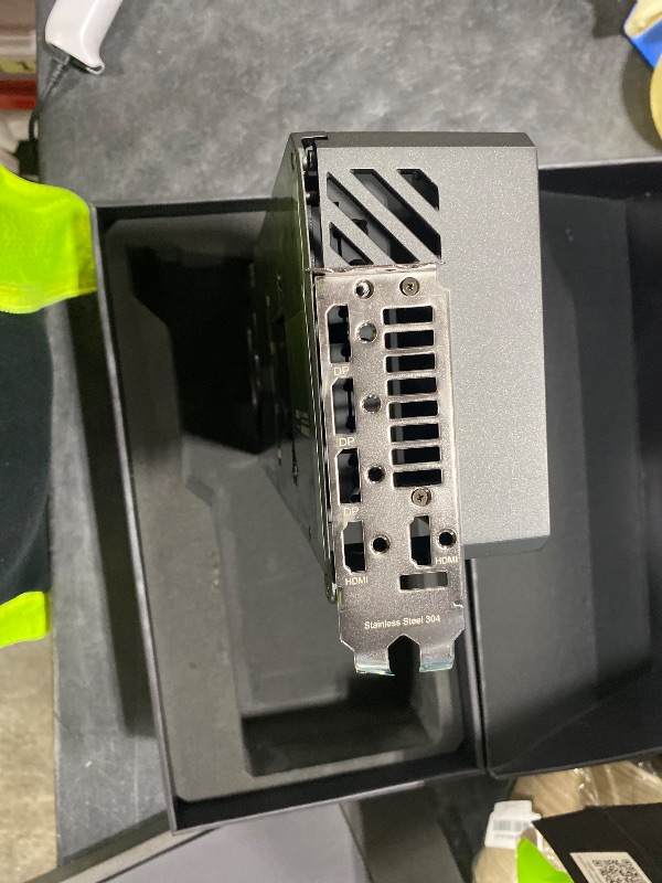 Photo 1 of ASUS ROG Astral GeForce RTX 5090 32GB GDDR7 OC Graphics Card