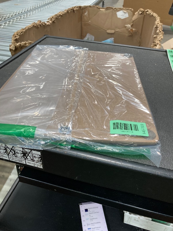 Photo 1 of *****Cracked.*********Epicurean All-In-One Cutting Board with Non-Slip Feet and Juice Groove - Non-toxic, Dishwasher Safe, Made in the USA, 14.5" x 11.25", Nutmeg