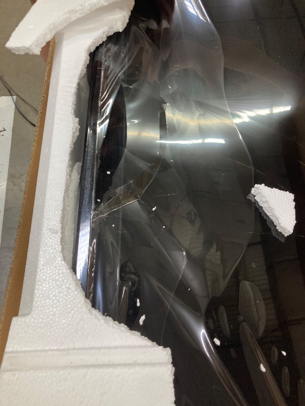 Photo 1 of ***no return no refund *** is broken Samsung 55-Inch Class Mini LED M80H Series Samsung Vision AI Smart TV (2026 Model, 55M80H) with AI Mode, Motion Xcelerator 144Hz, Pure Spectrum Color, Auto HDR Remastering, Alexa Built-in, 4K