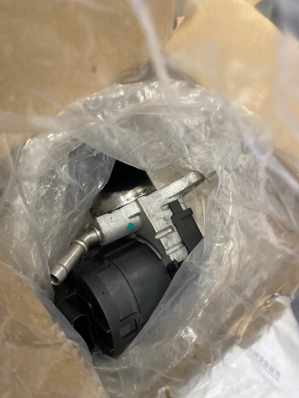 Photo 1 of *USED* EGR Valve