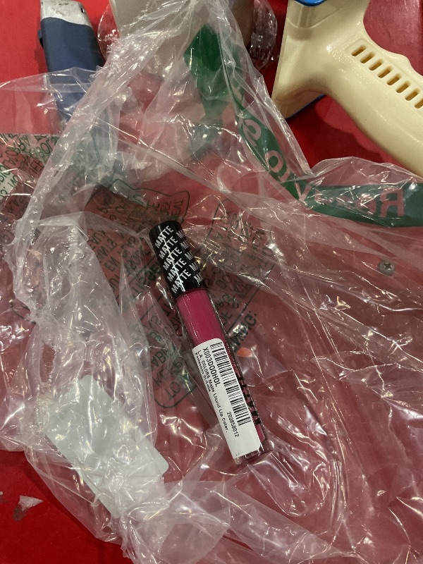 View 2 of L.A. Matte liquid lip color shade CLG404 perfection