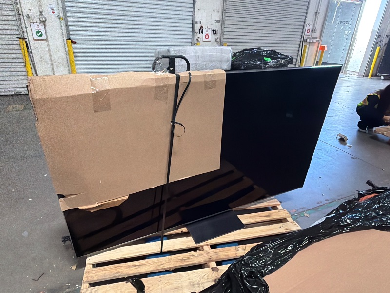 Photo 1 of TCL 85 Inch Class QM8L Series | SQD-Mini-LED QLED Smart TV | 85QM8L, 2026 Model | 144Hz | Ultimate Color Brightness & Contrast | Google AI Bang & Olufsen | Voice Control Gaming Streaming Television