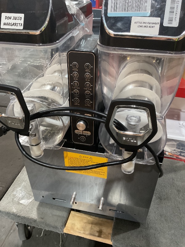 View 5 of ** PARTS ONLY APPEARS HEAVILY USED UNKNOWN IF FUNCTIONAL***
Tessanovi 30L Commercial Slushie Machine
