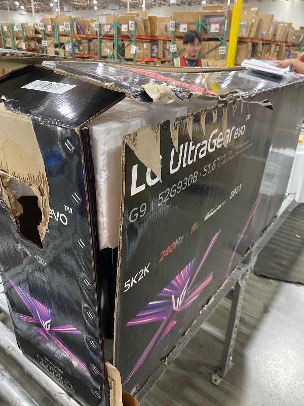 View 2 of **Damaged Screen** LG 52" 5K2K 240Hz Curved Gaming Monitor