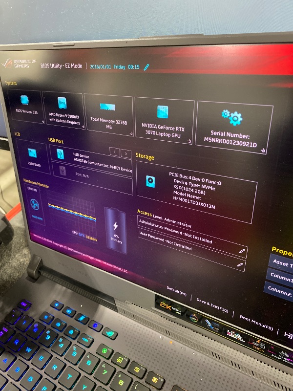 Photo 1 of ASUS ROG Strix SCAR 18 Gaming Laptop