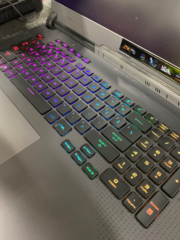 Photo 1 of ASUS ROG Strix SCAR 18 Gaming Laptop