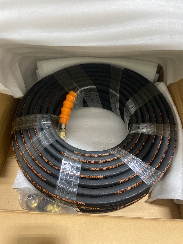 Photo 1 of VEVOR Hydraulic Hose 1/2 Inch x 100 Ft 4000 PSI Working Pressure
Bulk Flexible Coiled Rubber Oil Hose, with Dual High-Tensile Steel Wire Braids, Weather-Resistant from -20°C to 140°C