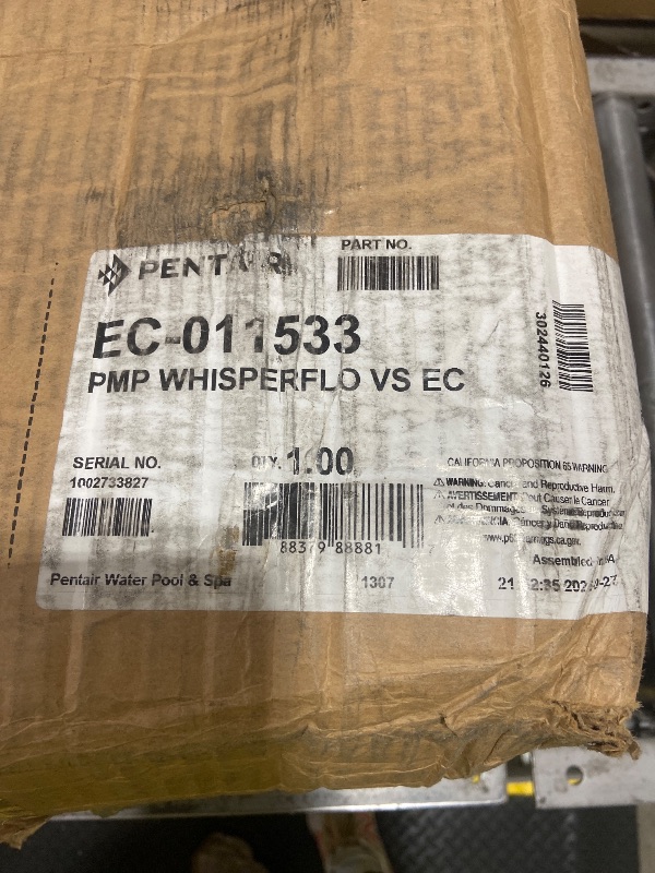 Photo 1 of Pentair 011533 WhisperFlo VST Variable Speed Pool Pump, 2.6 THP
