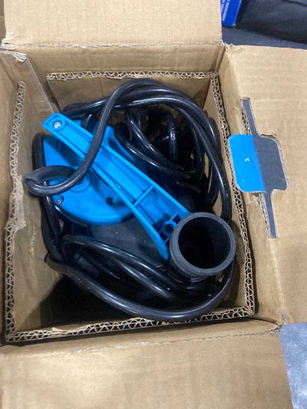 Photo 1 of Seesii 1HP Automatic Submersible Water Pump, 5548 GPH