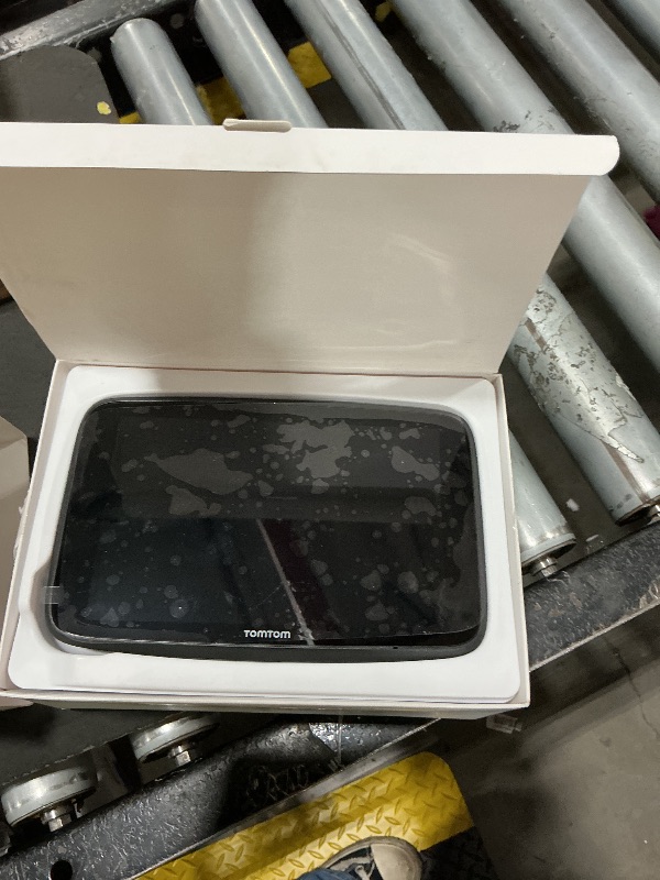 Photo 1 of TomTom Truck GPS GO Expert, 7 Inch HD Screen, with Custom Truck Routing and POIs, Traffic Congestion Thanks to TomTom Traffic, World Maps, Live Restriction warnings, Quick Updates via WiFi