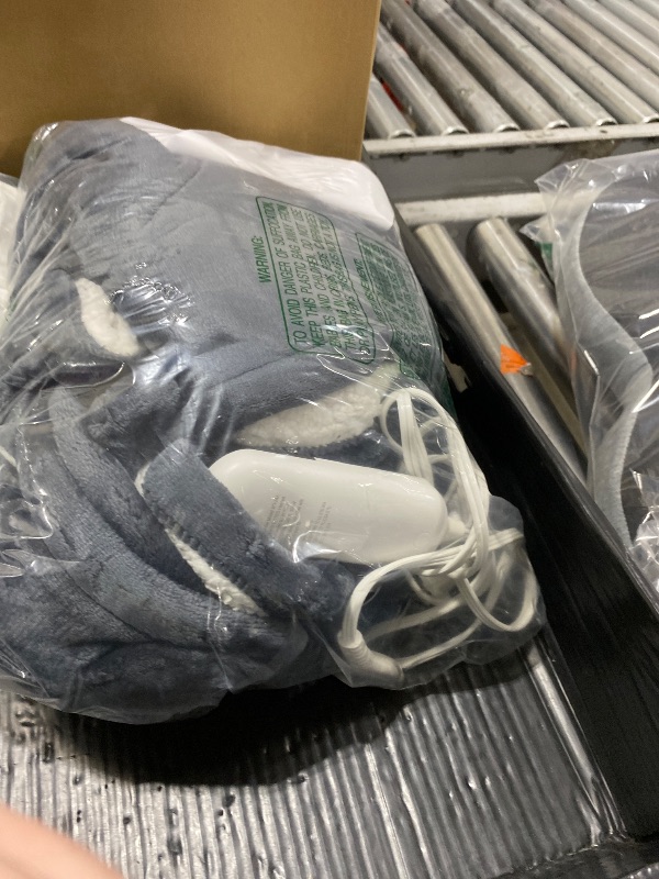 View 2 of PTQ Electric Heated Blanket Throw 50"x60", 8 Heat Levels
