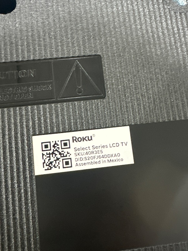 Photo 1 of Roku 40-Inch Select Series Smart TV 2026-1080p Full HD TV - RokuTV