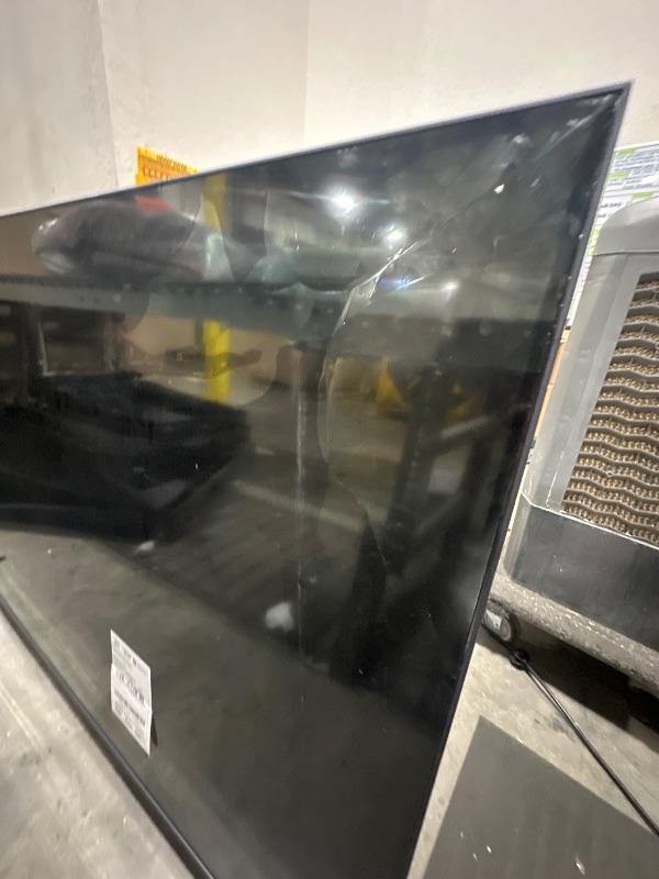 Photo 1 of TCL QM6K Series 65-Inch QLED 4K Smart TV