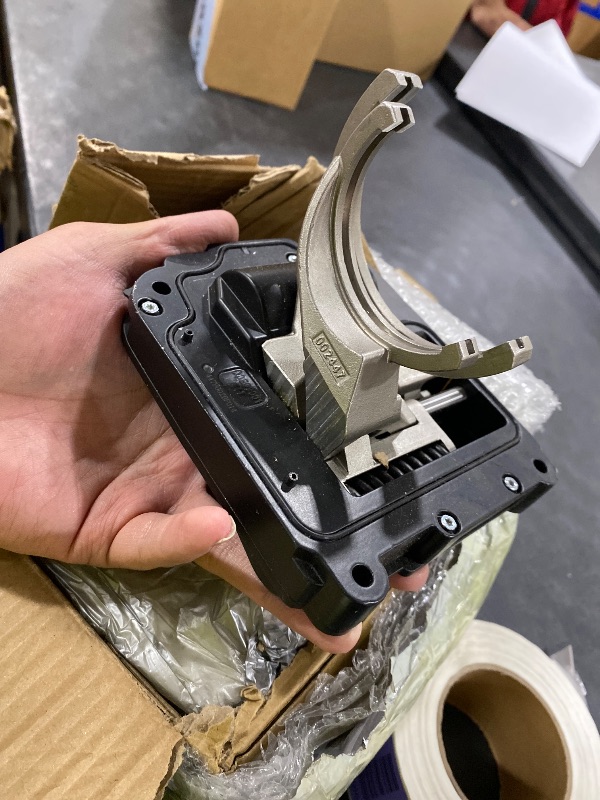 Photo 1 of TUOTUOCEC Transfer Case Actuator Motor for Jeep Cherokee 2014-2018, Chrysler 200