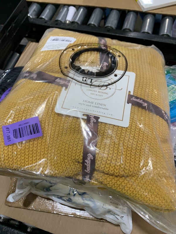 Photo 1 of Longhui bedding Cotton Cable Knit Throw Blanket 60" x 80"