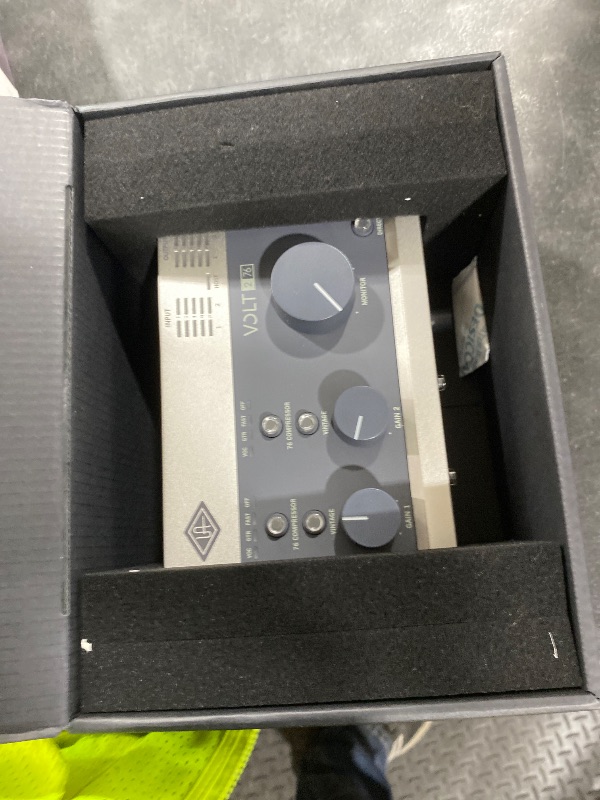 View 3 of Universal Audio Volt 276 USB Audio Interface