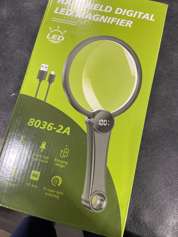 Photo 1 of CYFGZK Magnifying Glass with Light, 5.2" 10X 20X 45X LED