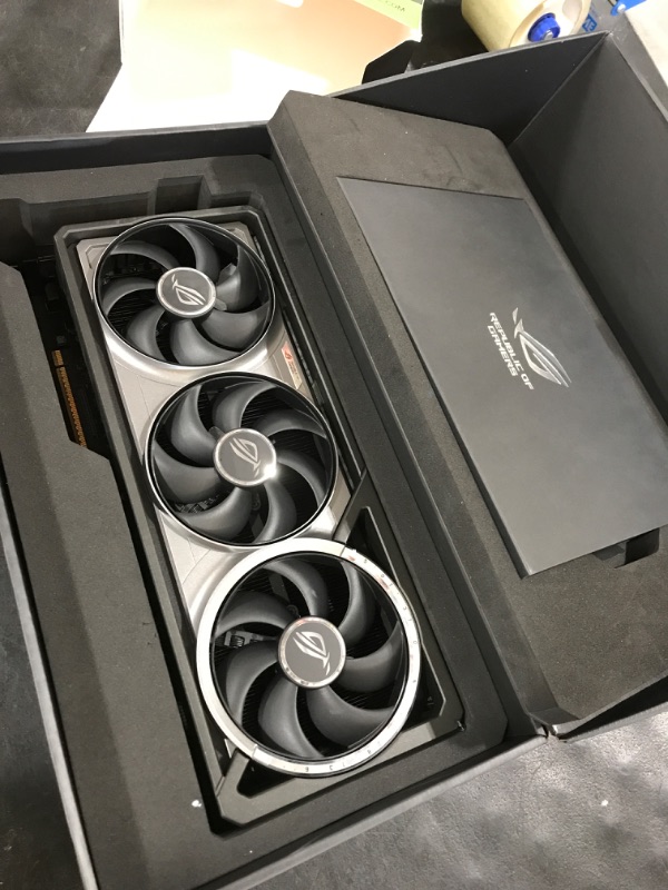 Photo 1 of ASUS ROG Astral GeForce RTX 5090 32GB GDDR7 OC Edition Gaming Graphics Card (Nvidia GeForce RTX5090, Four Fans, 3.8 Slot Design, PCIe 5.0, 2X HDMI 2.1b, 3X DisplayPort 2.1a)