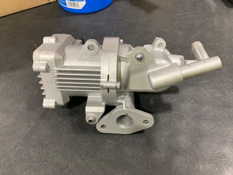 Photo 1 of YFANTPA Water Coolant Pump Assembly 25100-2E272