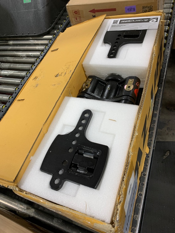 Photo 1 of Camco ReCurve R6 Weight Distribution Hitch