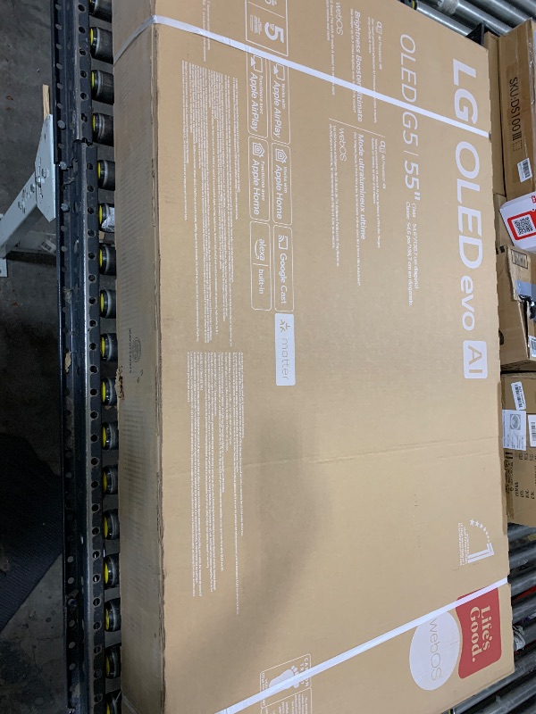 Photo 1 of LG 55-Inch OLED evo AI 4K G5 Series Smart TV (OLED55G5WUA, 2025)