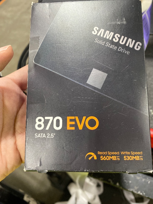 Photo 1 of Samsung 870 EVO 1TB Internal SSD