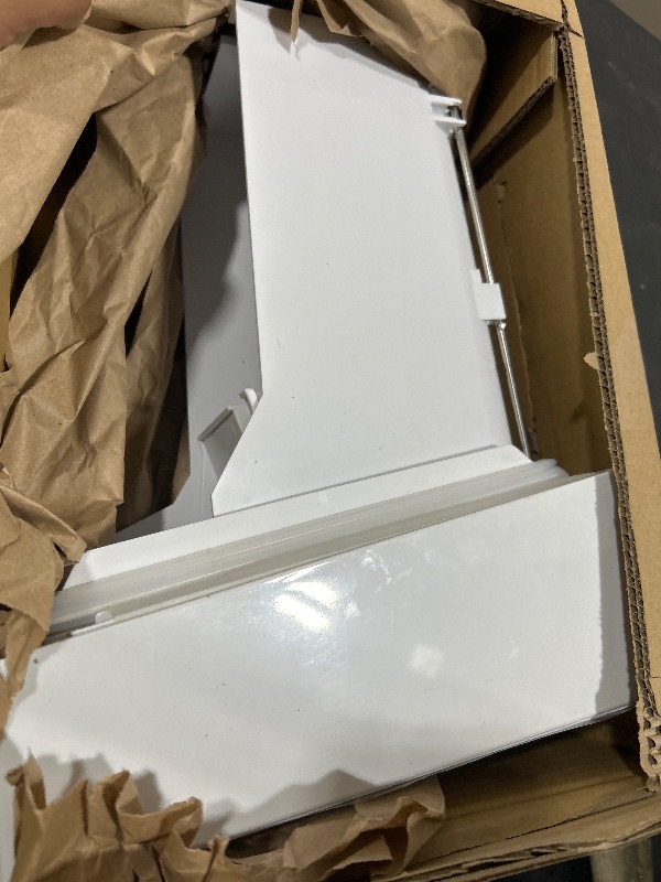Photo 1 of ICE CINTAINER FOR REFRIGIERATOR