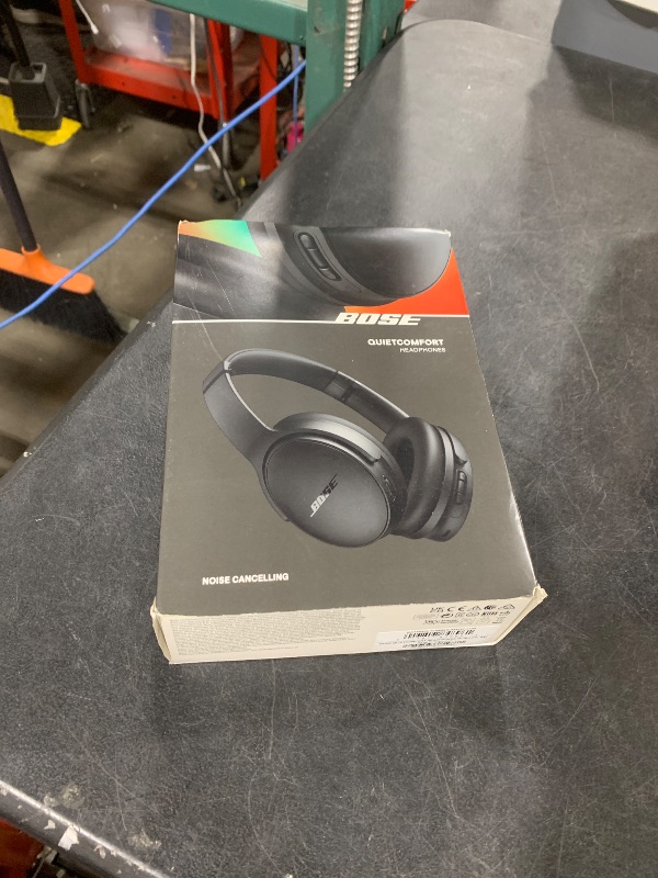 View 2 of Bose QuietComfort Noise Cancelling Wireless Headphones