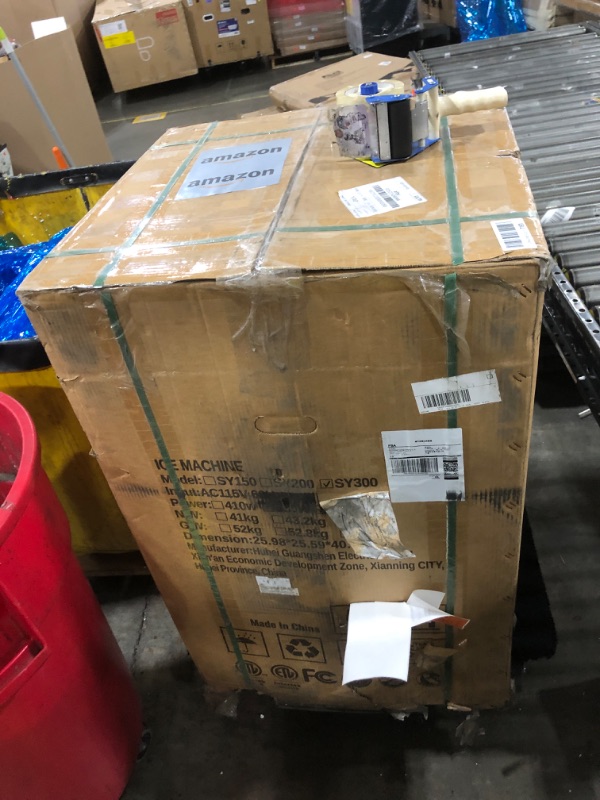 View 3 of GSEICE Commercial Ice Maker - 400 lbs/24H